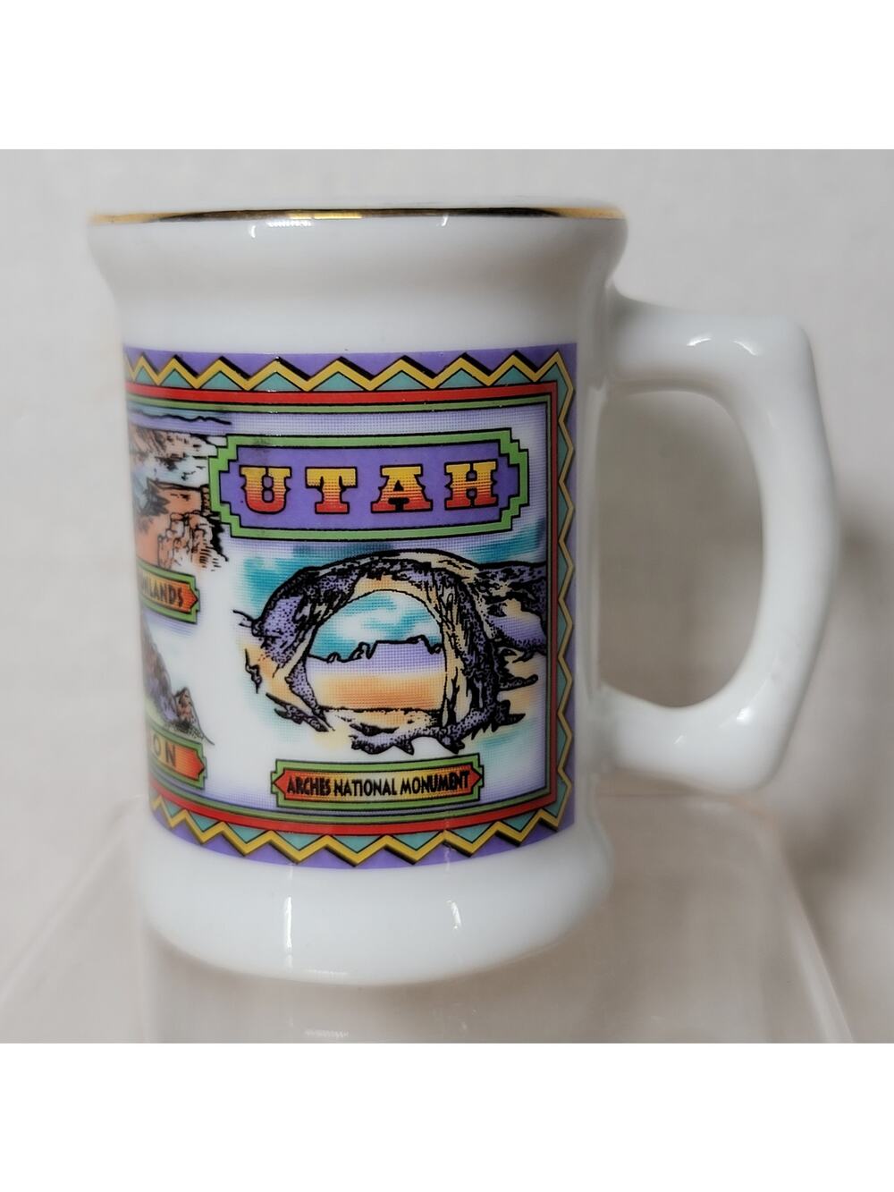 VINTAGE Utah Mini Ceramic Souvenir Mug 2.5"